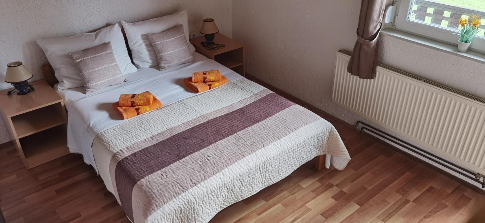 House Viktoria Hotel Selište Drežničko Buitenkant foto